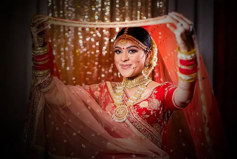 Stunning Bride with her traditional Sikh wedding attire and Jewellery.