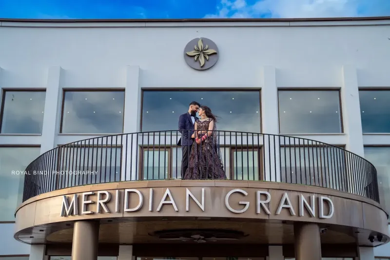 couple-photography-at-meridian-grand-london