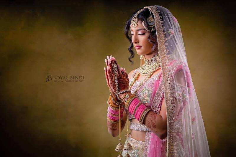 traditional Asian bride
