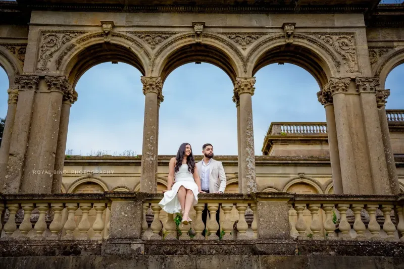 Couple photoshoot at a historic place.