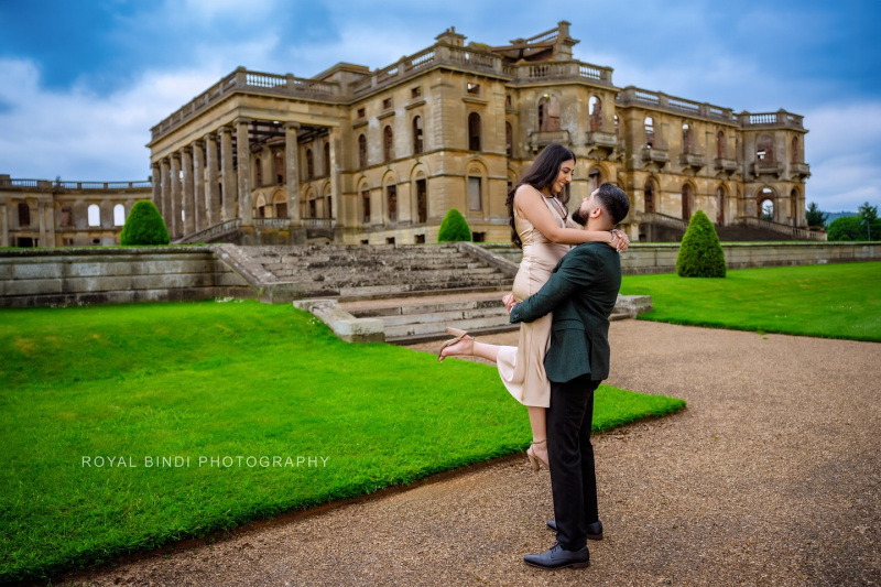 Pre-wedding couple romance in front of a historical building