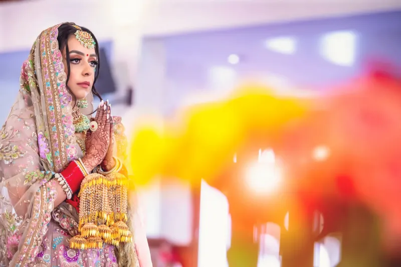 Sikh bridal prayer at the Gurdwara.