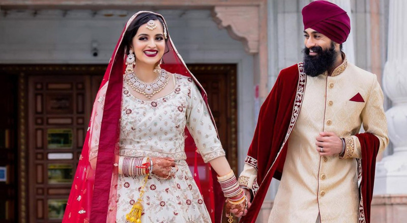 Asian Wedding Photography | Sikh Couple Candid Moment