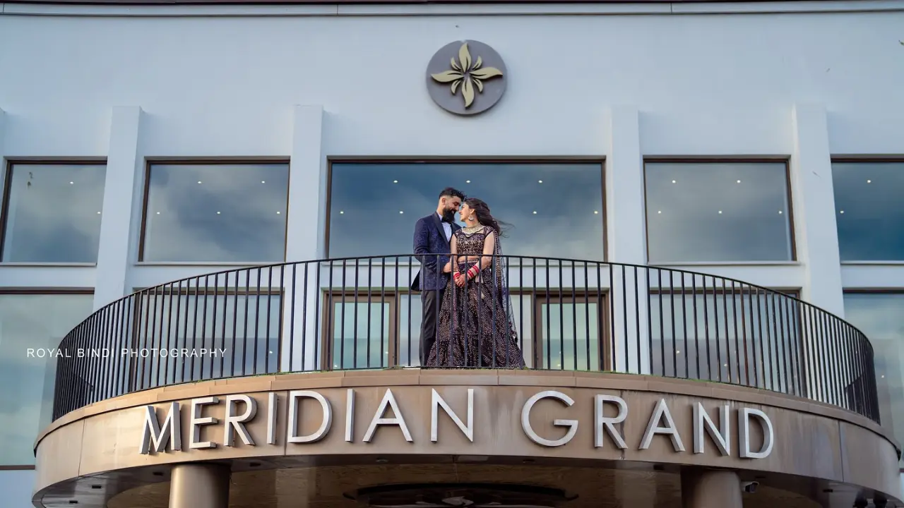 Asian Wedding Photographer Captures The Couple Romance at Meridian Grand