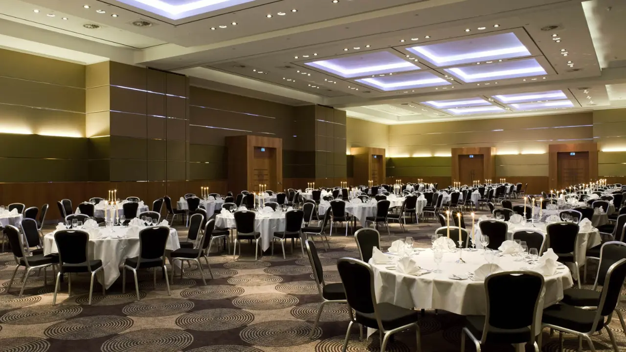 Sofitel London Heathrow T5, a convenient wedding venue in London