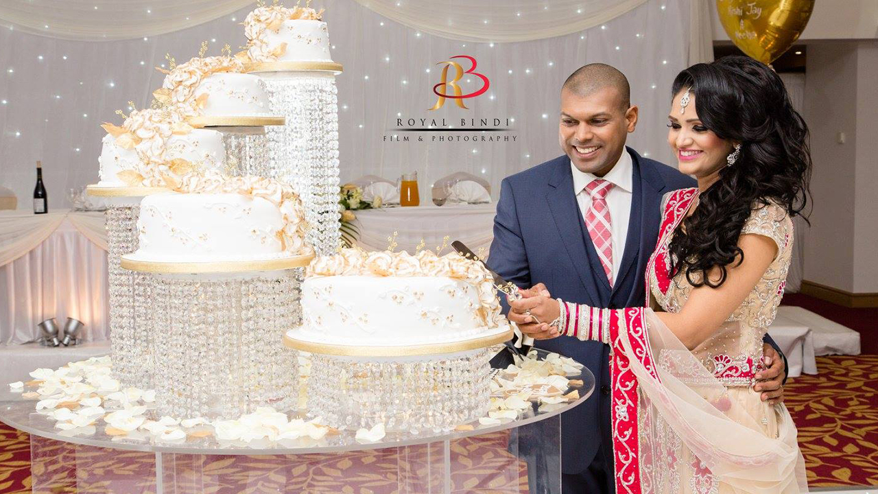Tamil Wedding Photography and Videography | Asian Wedding Photography | Royal Bindi