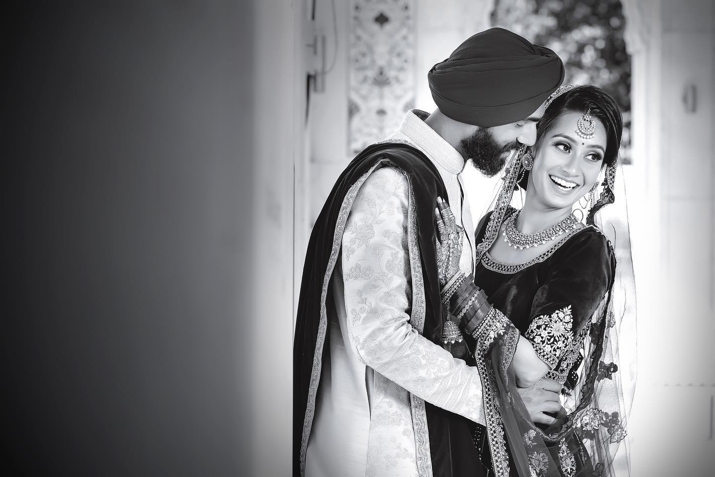 Emotional Focus | Black and White Wedding Photography