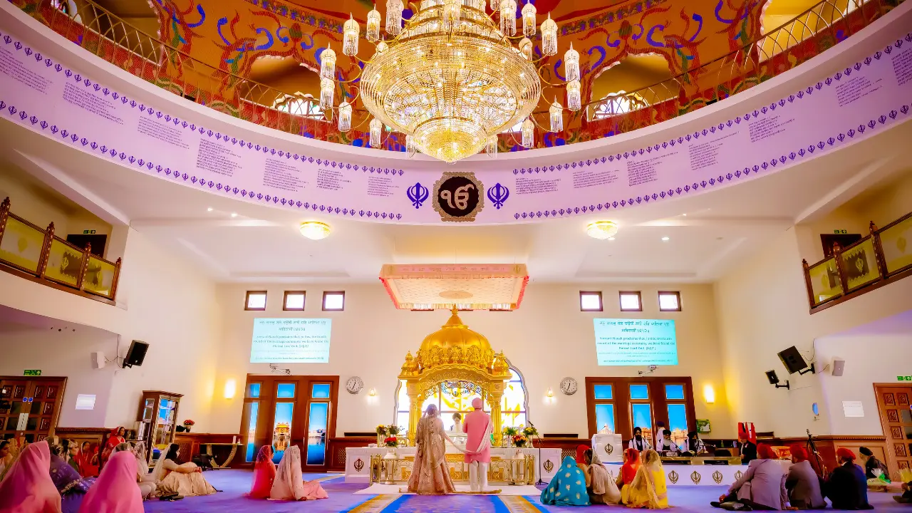 Anand Karaj Ceremony in Guru Nanak Darbar, Gravesend Gurdwara