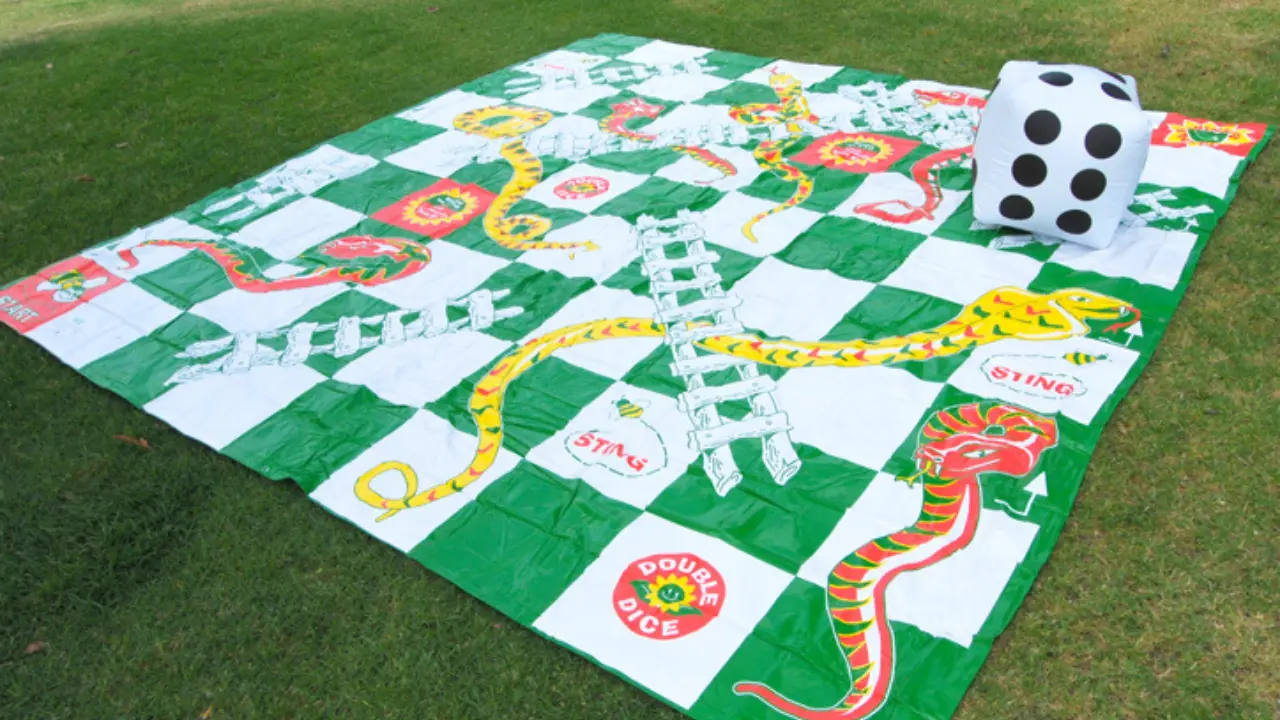 Giant Snakes and Ladders